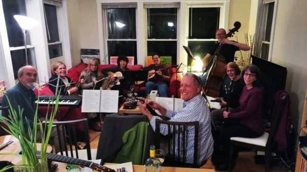 Acoustic Jam and Sing!