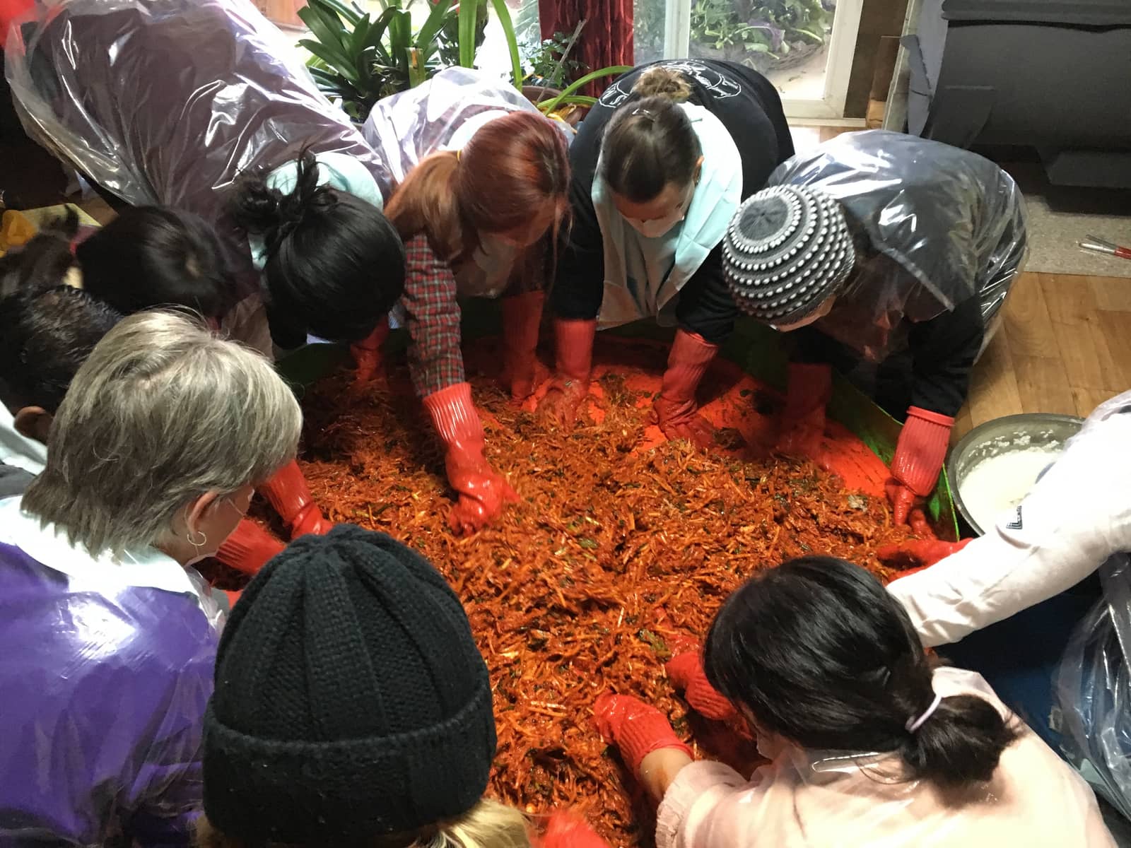 Let's feed homeless people - WESTERN Seoul Location - PART I