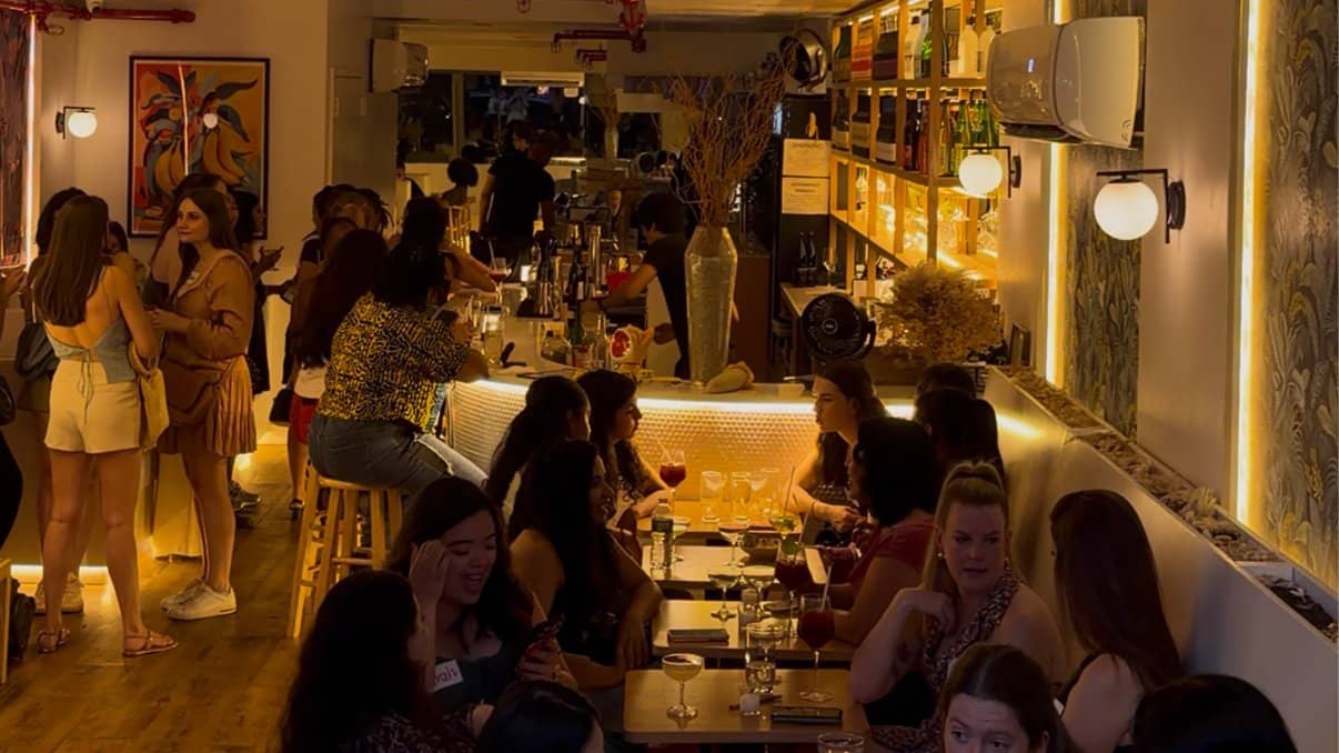 🧚🏼‍♀️ Girl's Social Night @ East Village: Meet new friends ✨🥂