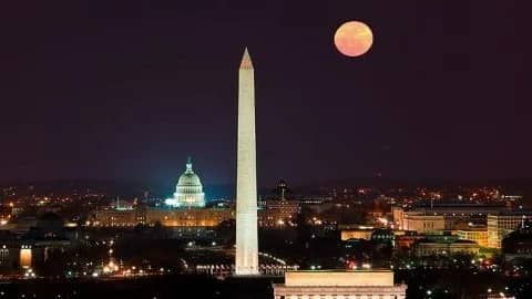 Full Moon Night Hike - Circles and Monuments of DC