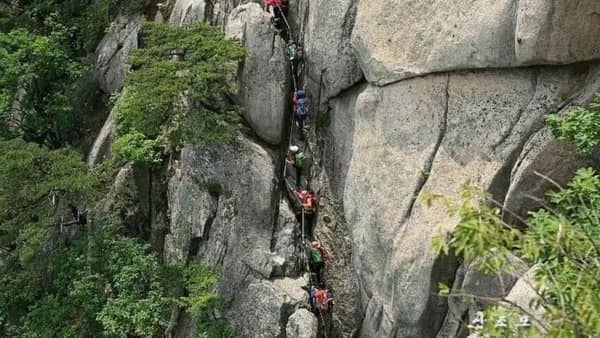 [10/9] [HIKING] Y-Valley & Naengkol on Mt. Dobongsan