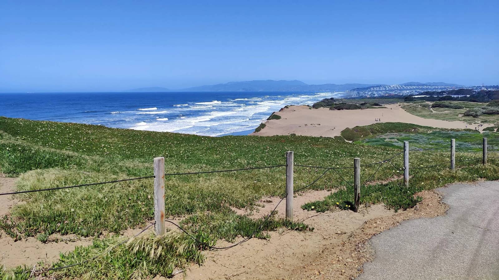 Funston Beach Coastal Trail Hike (~2.5mi, 300ft)