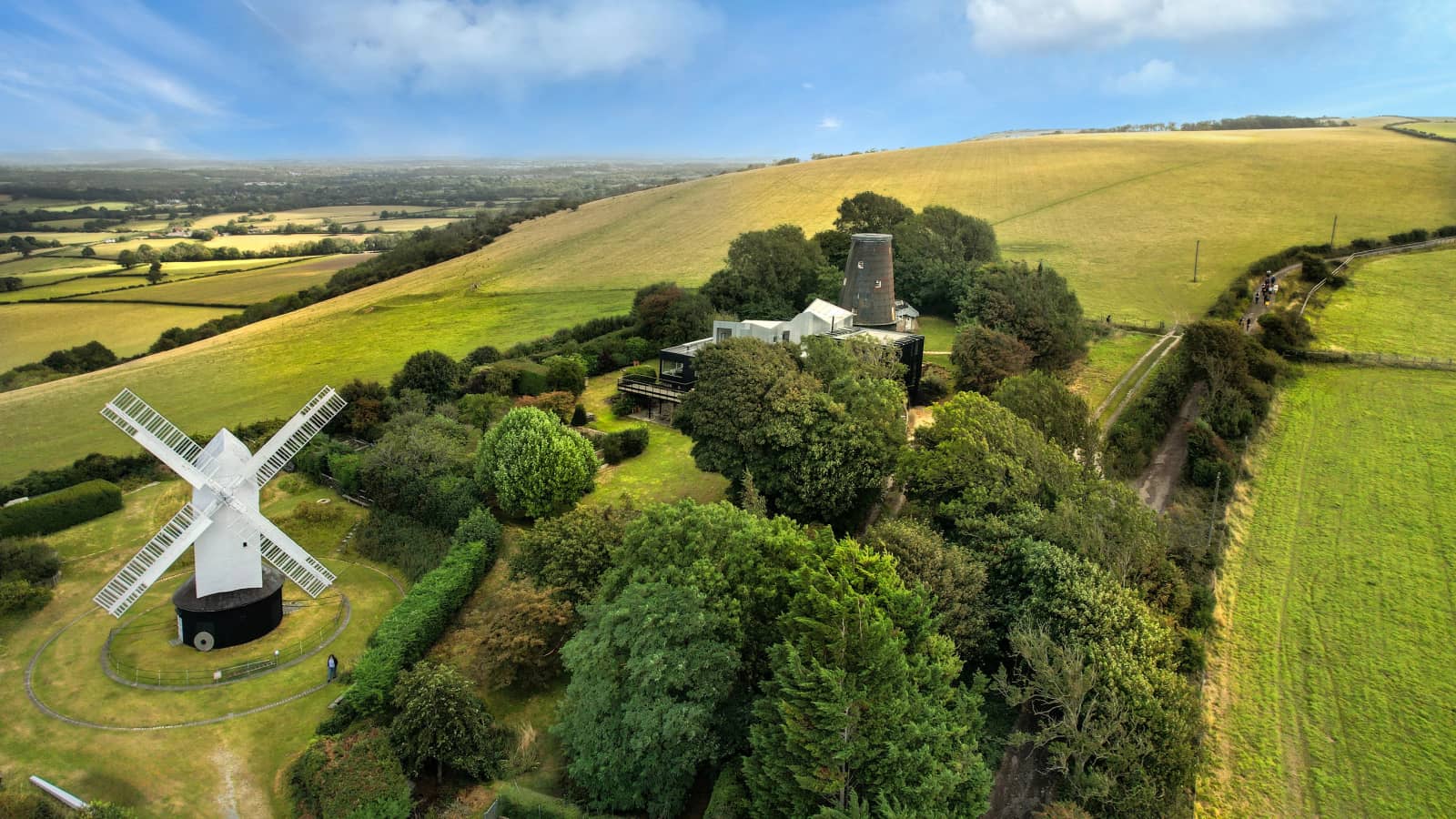 BEGINNERS HIKE 18km The Windmills, Sea views and Chalk Hills of the South Downs