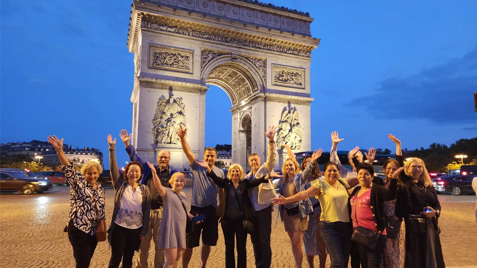 Meetup on Orient Express. Autumn in Paris Venice Prague Vienna Budapest Istanbul