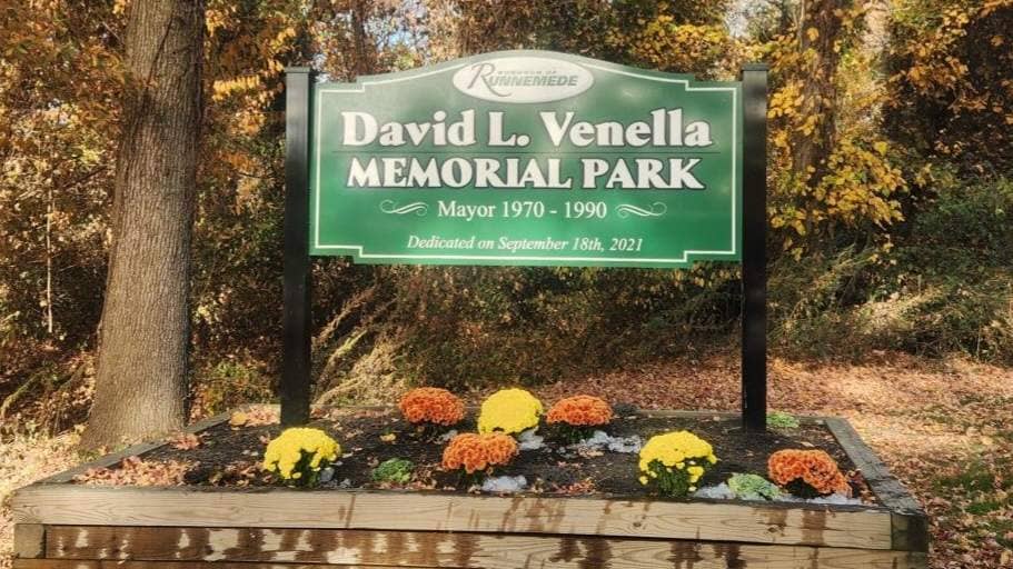 Runnemede David L Venella Park, intermediate Pickleball