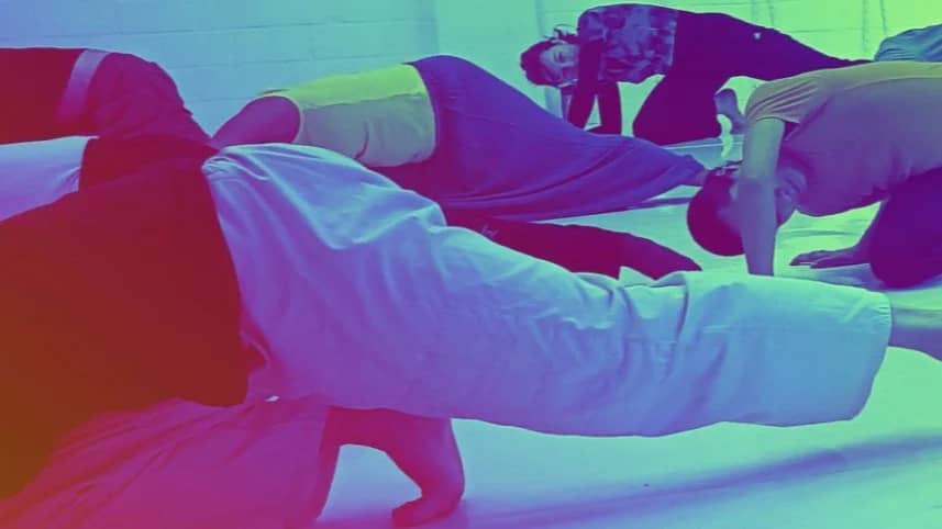 Accessible floorwork & soft acrobatics for beginners