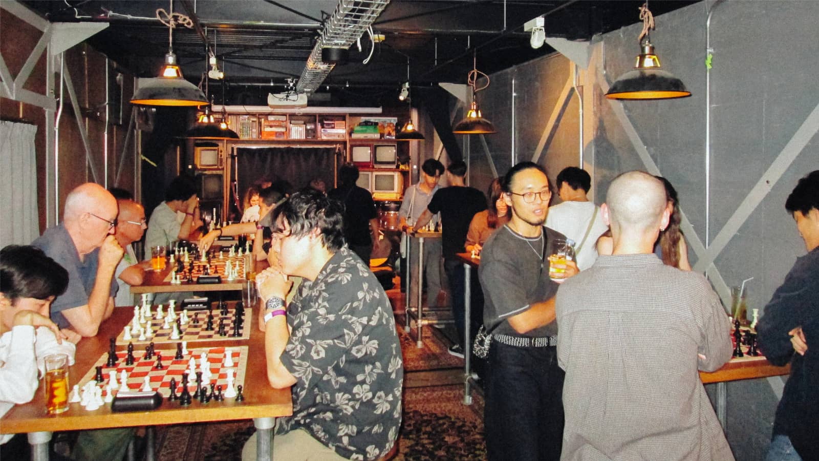 Chess in Koenji on Wednesday