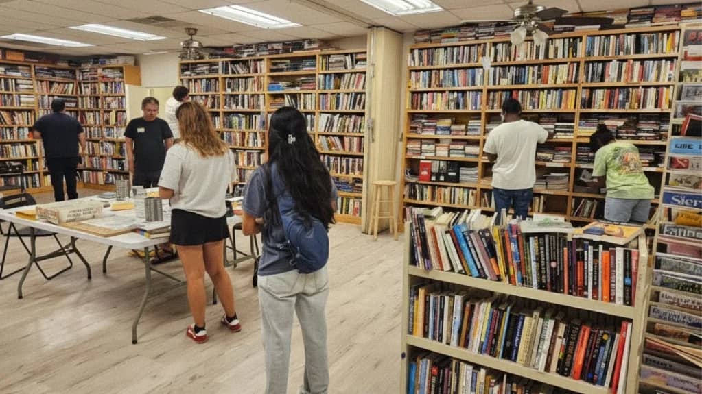 Volunteering at Inside Books Project