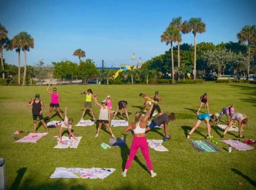 Small Group Weight Lifting Altos Del Mar Park