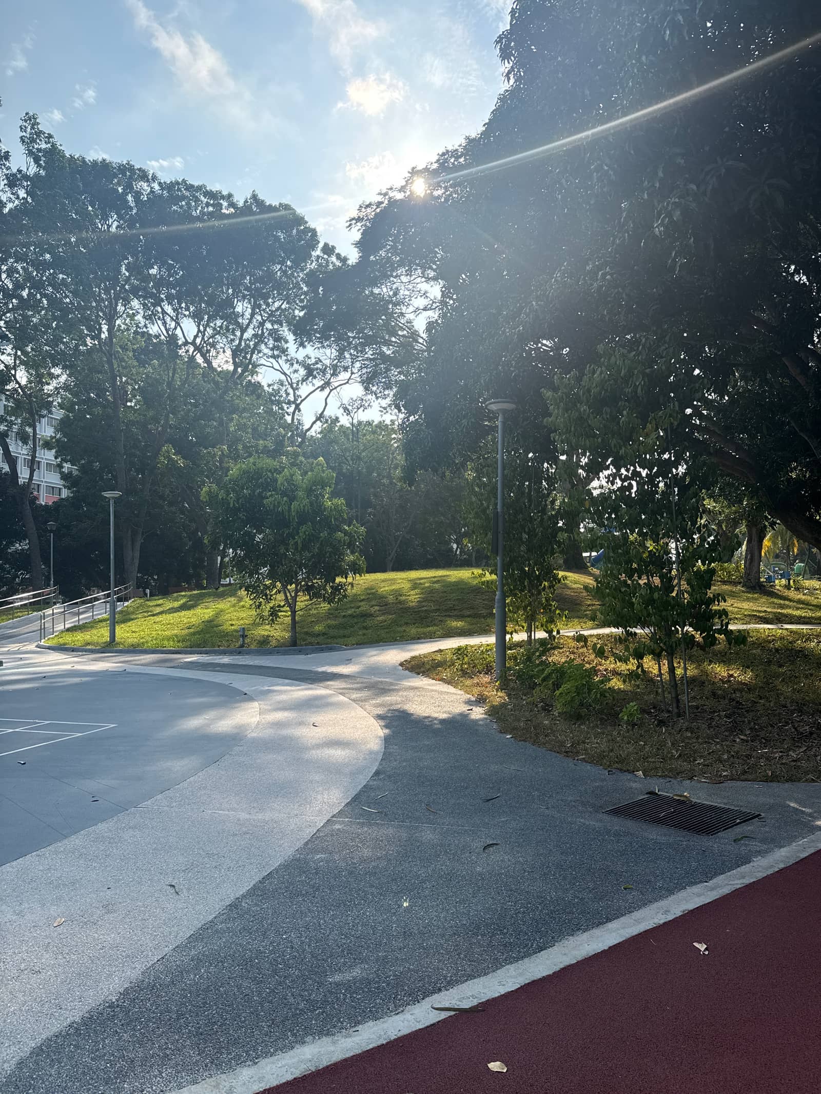 Pasir Ris Monday badminton