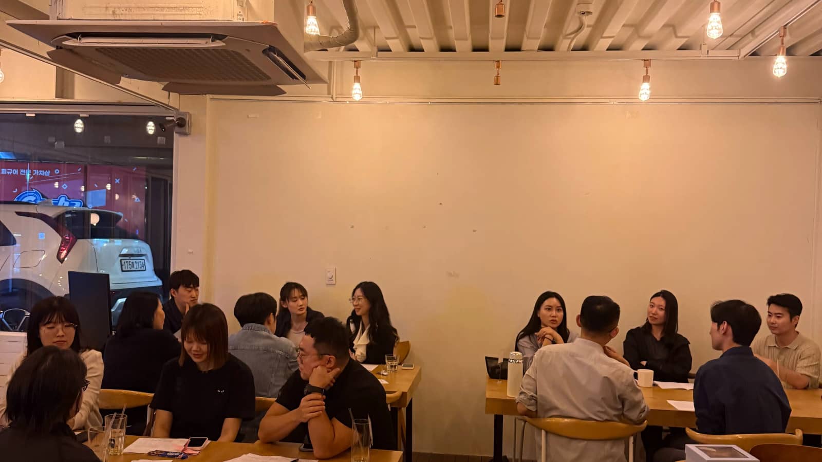 Language exchange chinese Korean group activity 매주 화, 목 홍대