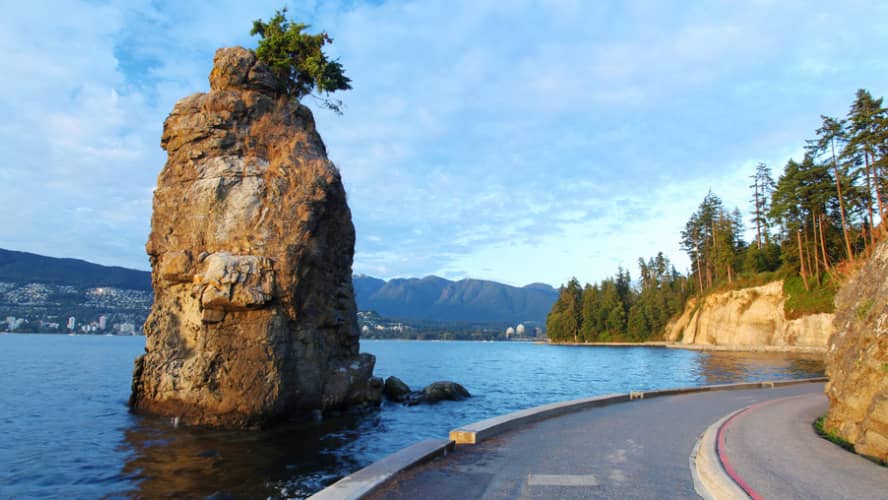 Walk in Vancouver - Best of Stanley Park Trails