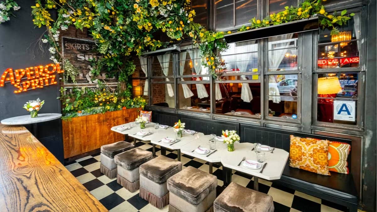 Social Happy Hour at The Ragtrader 🥂🍸 [RSVP on LetsBunch.com Required]