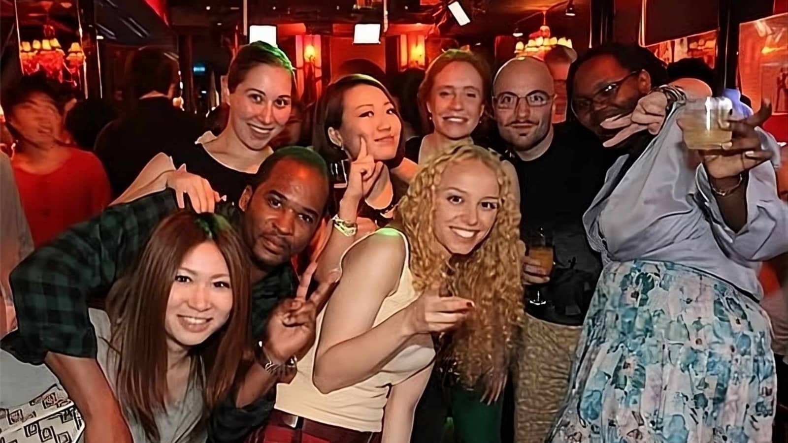 GirlsFree💕 Tokyo Intl Friends Party @ PERRYS Shibuya 🍻 国際交流パーティー 東京 @ 渋谷 🎉