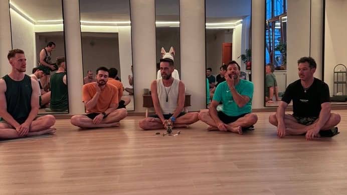 Queer Men Connect: Fostering Openness