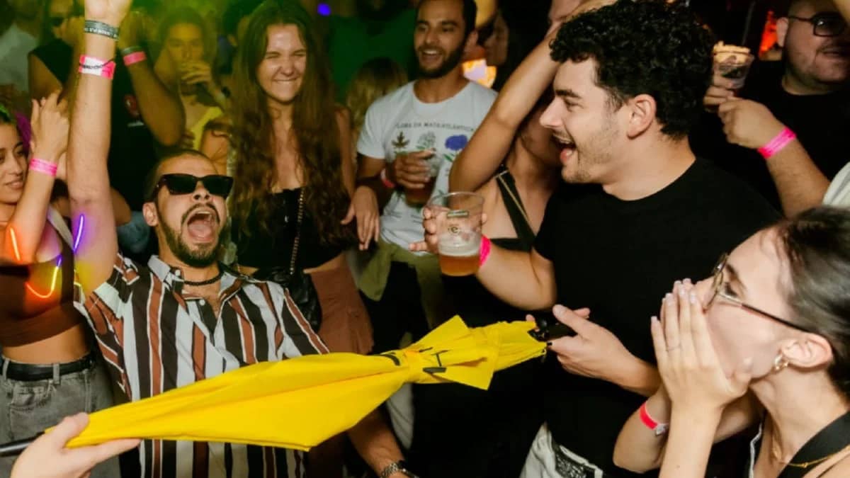 OctoberFest in Lisbon: Pub Crawl with Open Bar, Shots, & VIP Club Entry