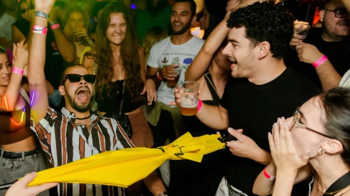 OctoberFest in Lisbon: Pub Crawl with Open Bar, Shots, & VIP Club Entry