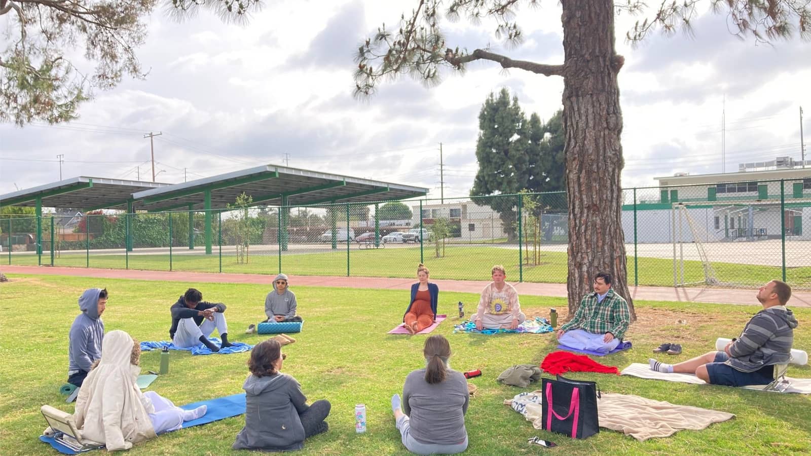 Community Meditation Workshop: Cultivating Gratitude 🤍✨