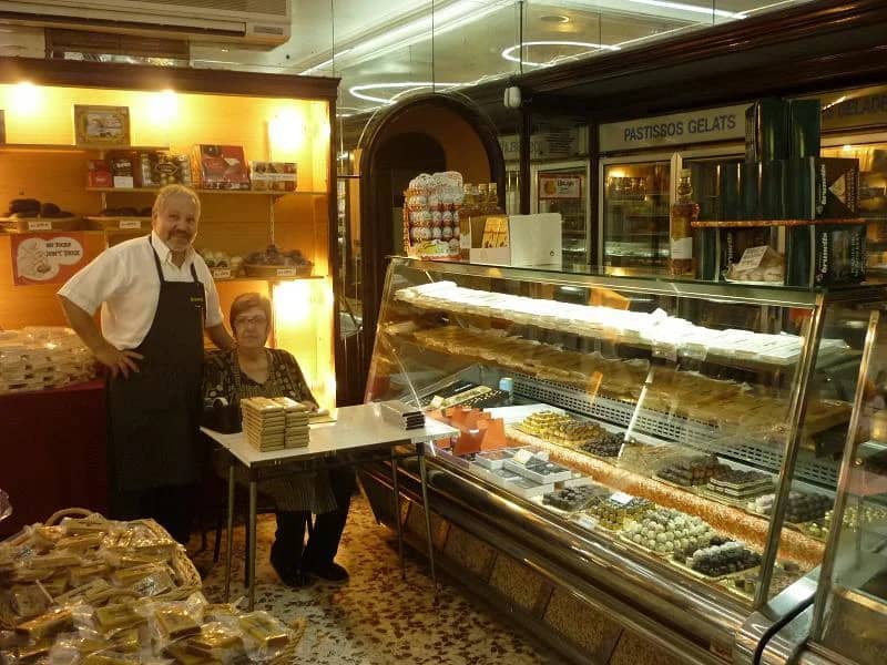 La Barcelona dulce: un paseo goloso por las pastelerías históricas y sus postres