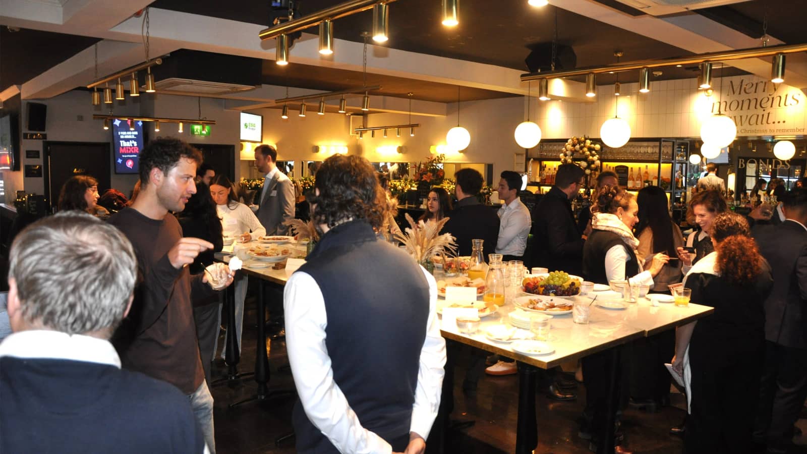 London FinTechs Network Mayfair September "Tech Brek" Make FinTech Connections