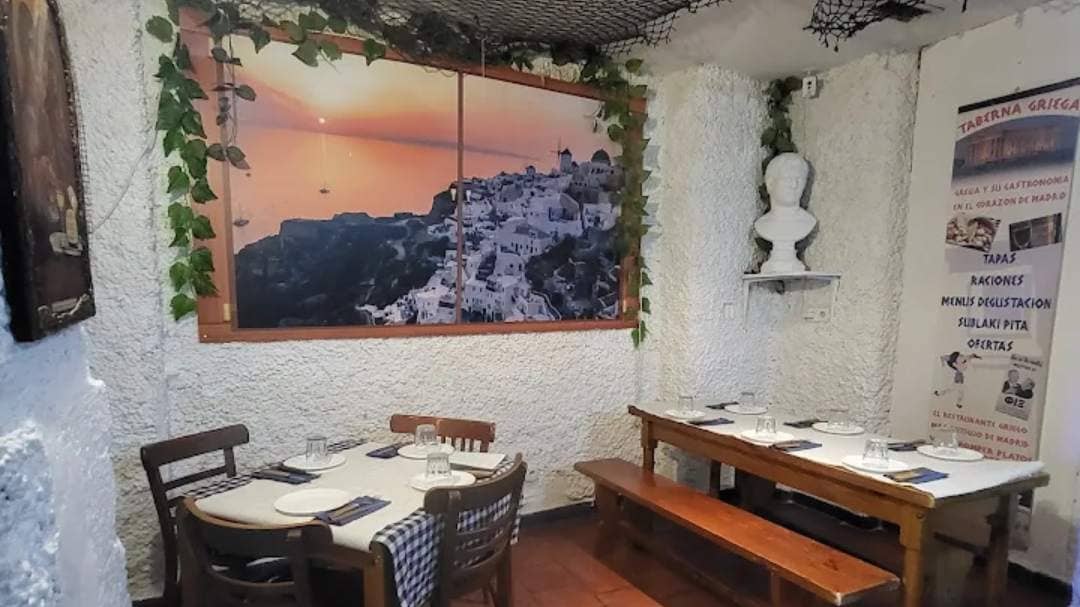 Cena en Restaurante Griego con Baile Tradicional 🍛🍻. Plazas Limitadas