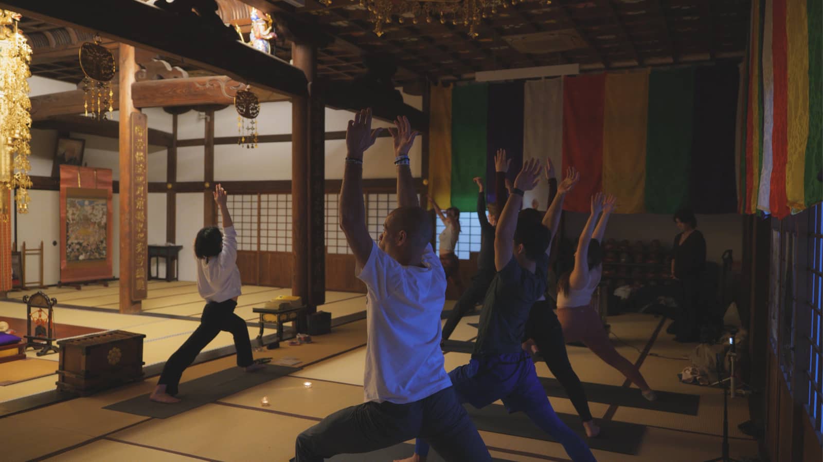 Temple Yoga in OSAKA ヨガを通じて国際交流🌏🤝