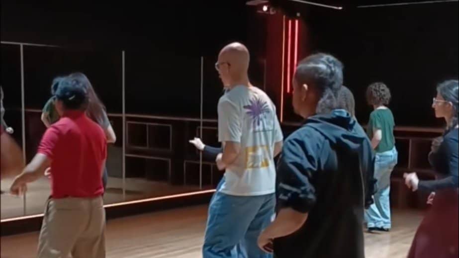 Beginner's Salsa Dance Lesson