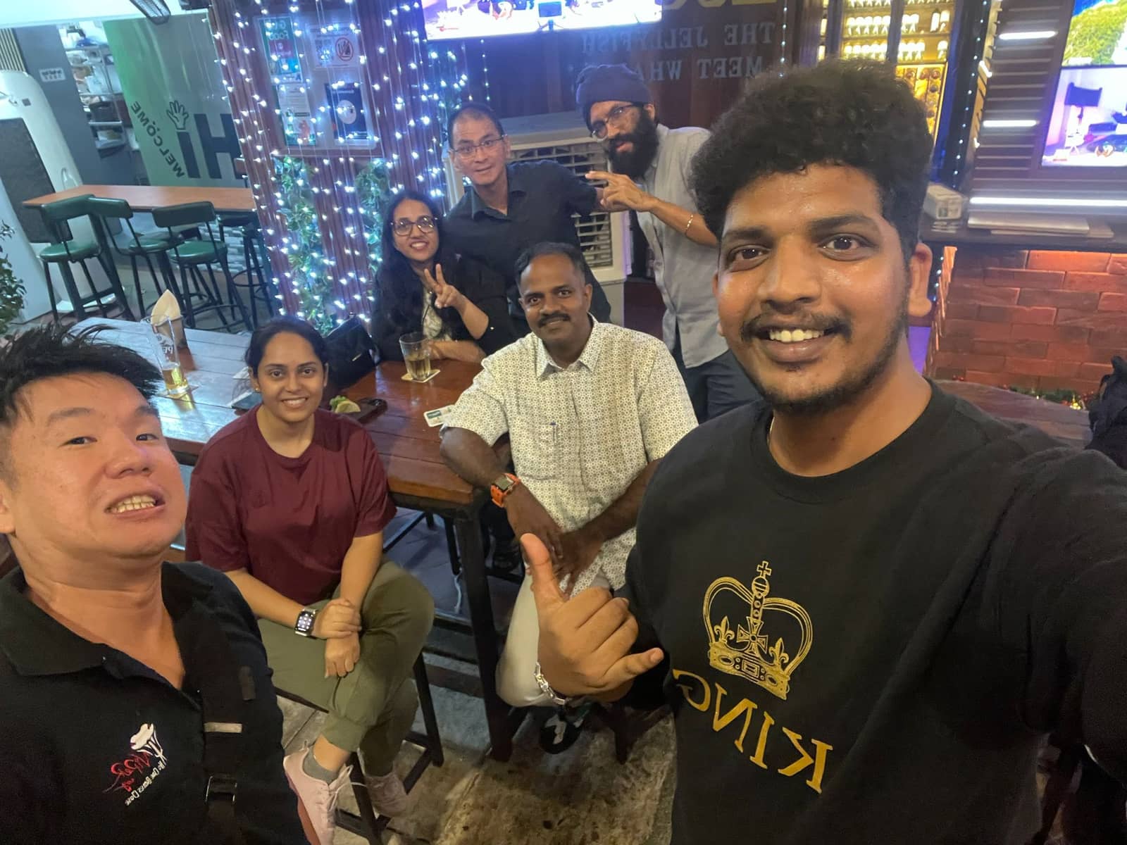 Drink and talk social gathering & language exchange singapore