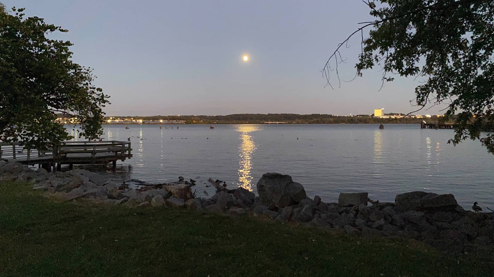 Alexandria Waterfront  Brisk Walk
