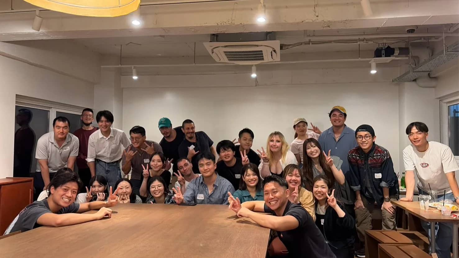 International Meetup at a Cafe in Omotesando,Shibuya 🌏