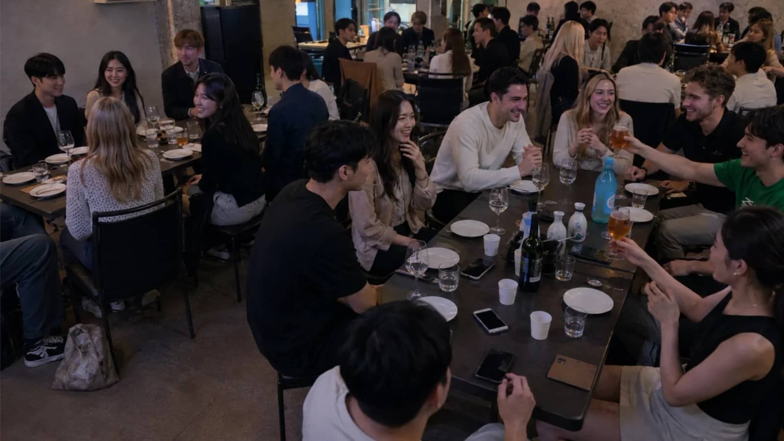 Global Friends โจ Local Vibes ๐ฅ