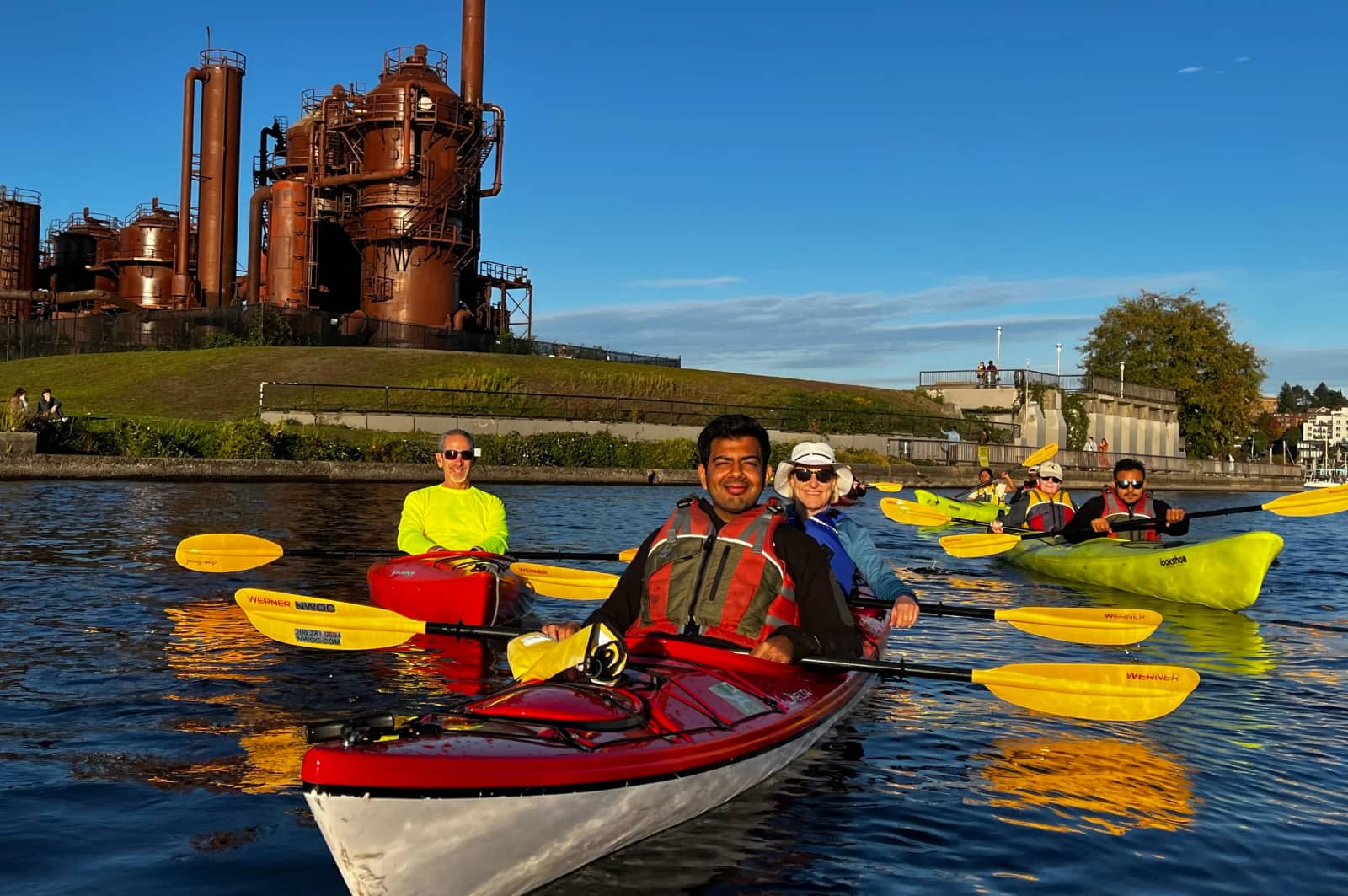 Kayaking Lake Union w Joe. Beginners welcome. (80 degrees Friday!)
