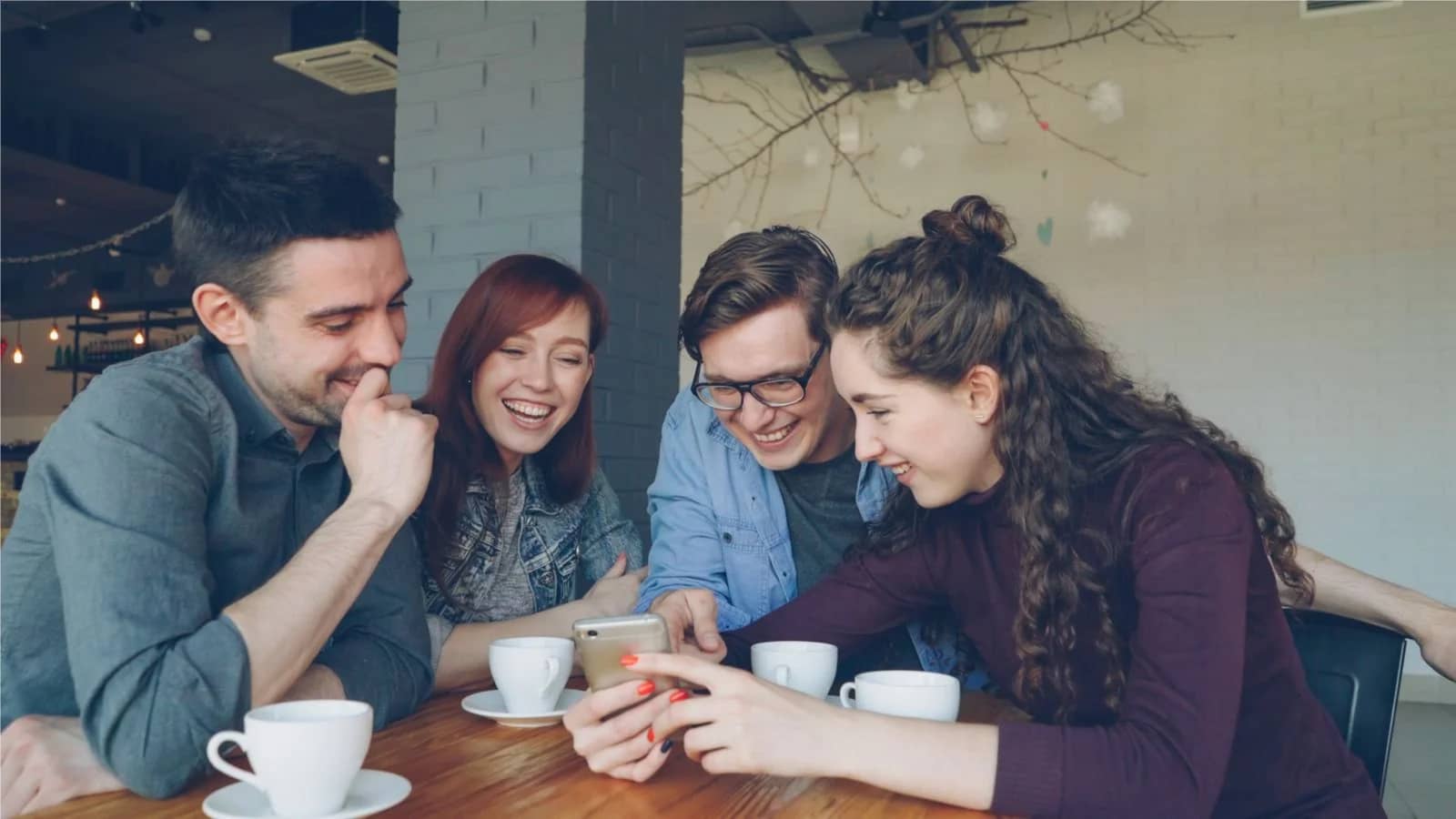 Casual Saturday Coffee: Meet New People in Amsterdam