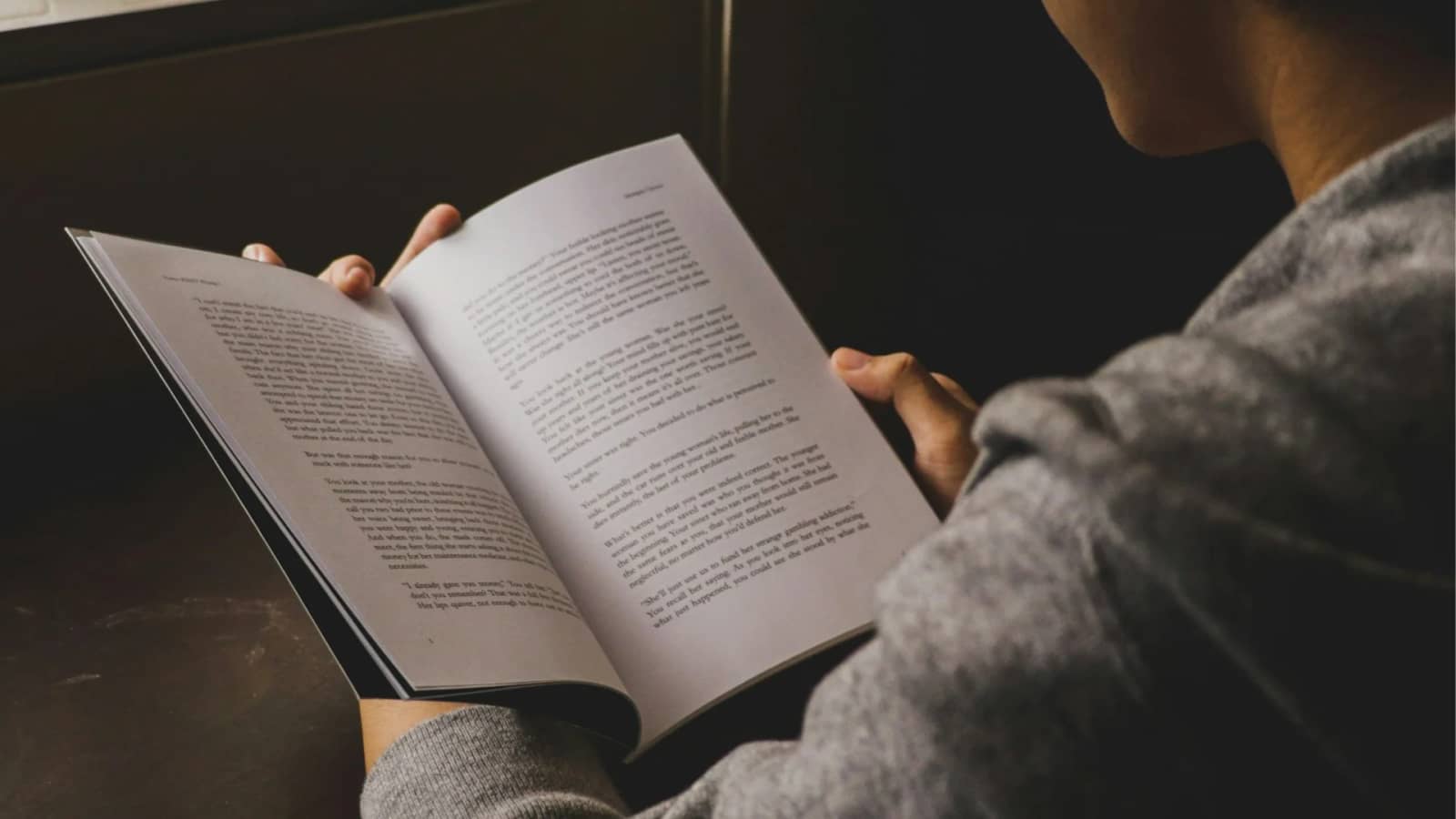 A Time to Read Books: Silent Reading, Together