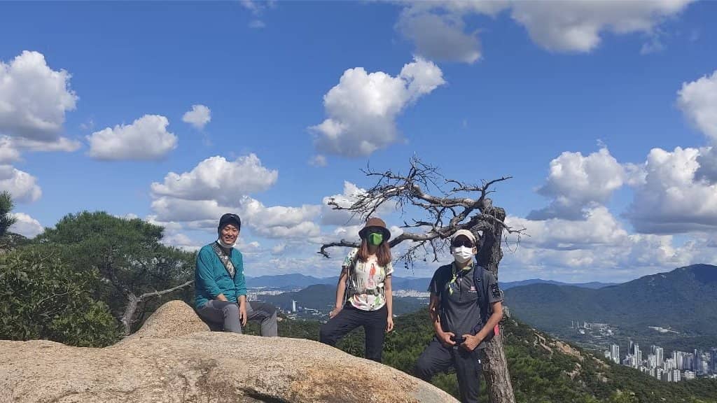 6 bong Ridge Hike at Gwanaksan