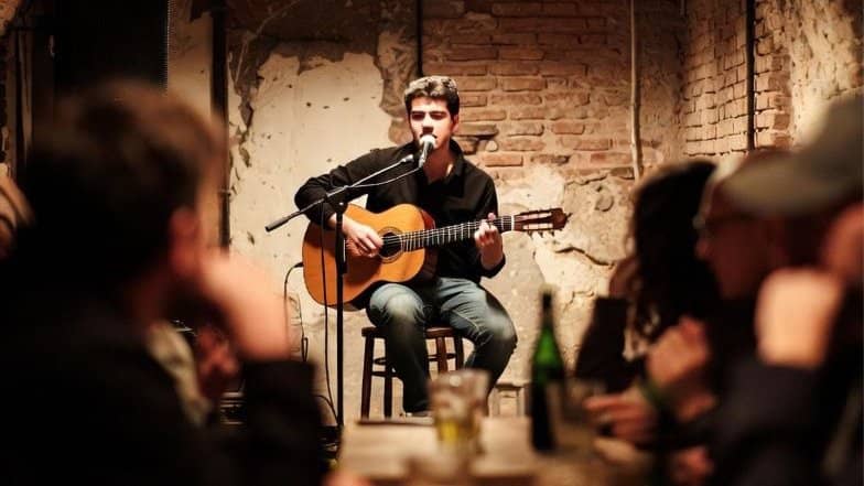 FREE Live Music Open Mic | Funk, Soul & Pop in Barcelona + Happy Hour