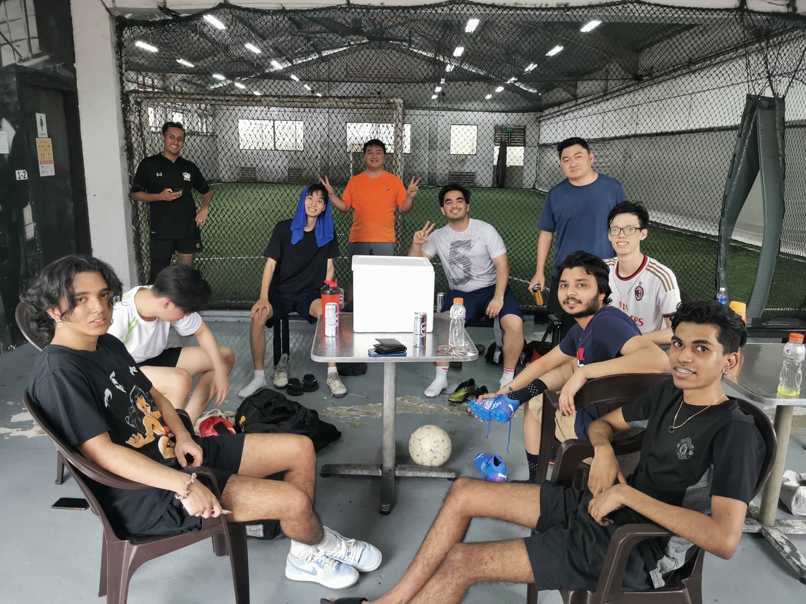 Chill Futsal at Kovan Thurs 6pm to 8pm