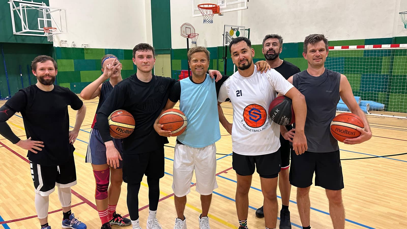 Basketball for beginners and intermediate. Coaching. Баскетбол Дубай.