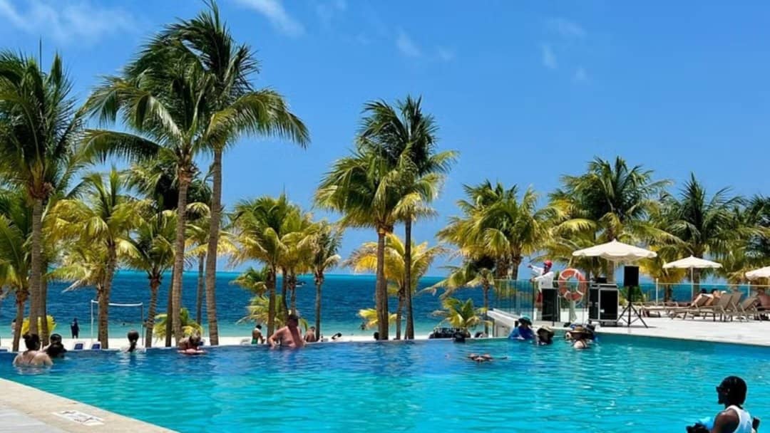 *TRIP* Nov 29-Dec 8 Cancun All-Incl 4.5*