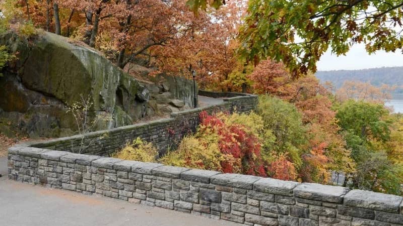 The Wilds of Manhattan: Fort Tryon & Inwood Hill Parks + Local Neighborhoods
