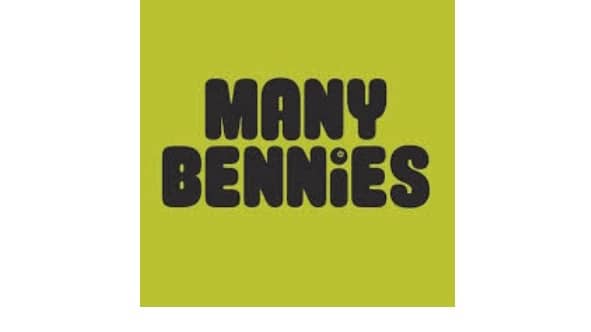 AUG Cool off w/ ice cream at Many Bennies🍦☀️⛱️