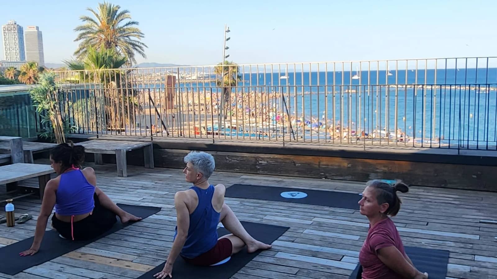 FULL MOON YOGA - seaview rooftop
