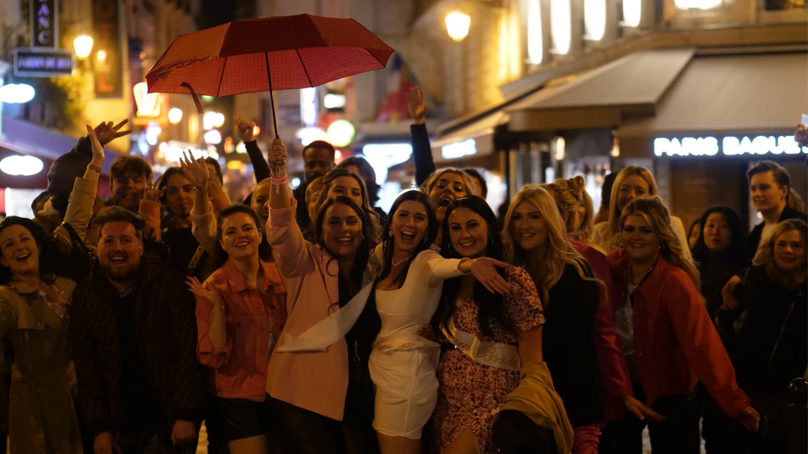 🔥 PARIS PUB CRAWL — THE #1 LATIN QUARTER NIGHTLIFE EXPERIENCE 🔥