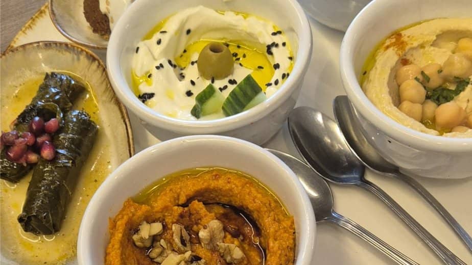 Lebanese Cuisine 🇱🇧 at Sol de Beirut (Metro: Opera/ Plaza de España)