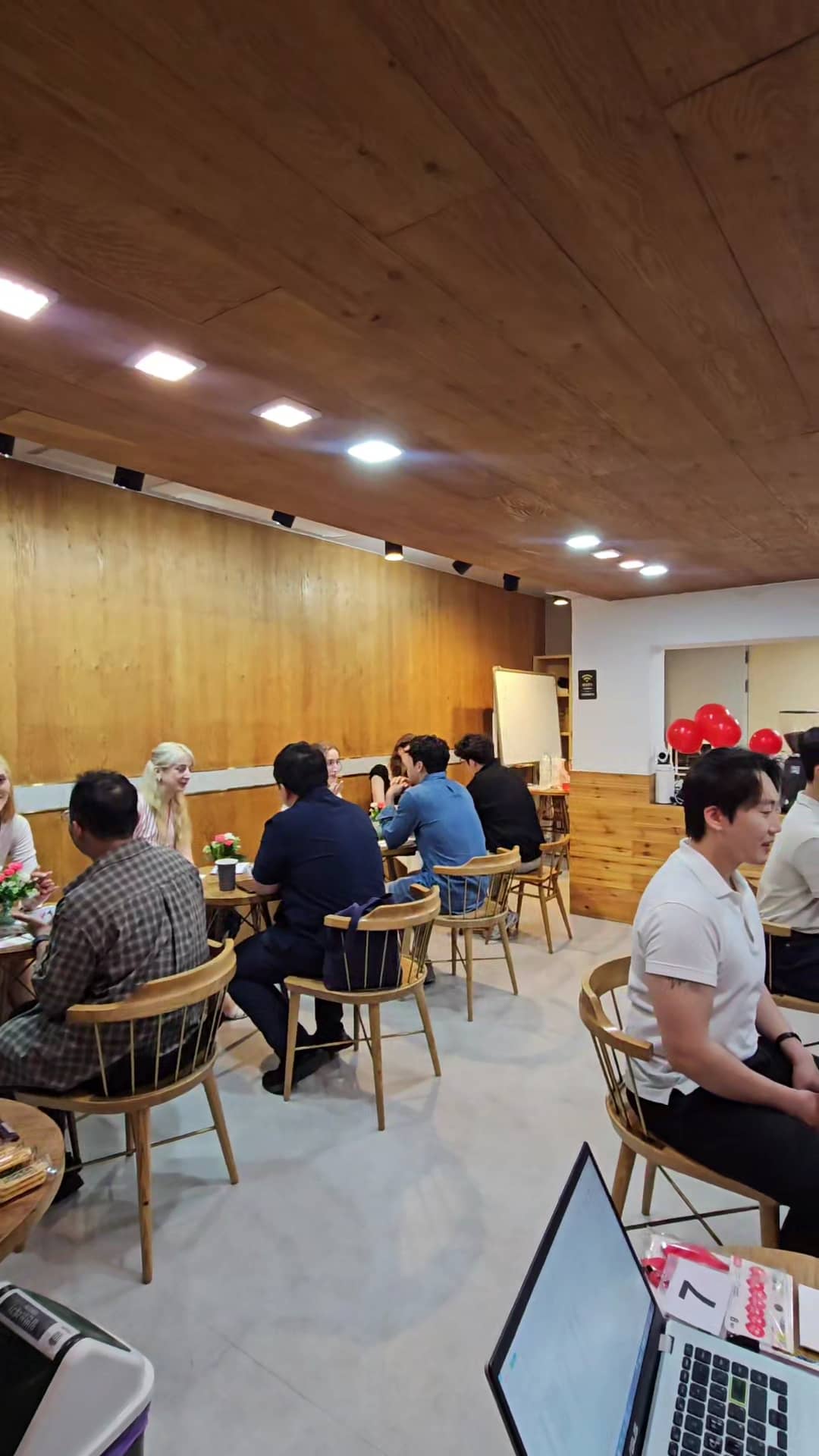 International Women & Korean Men Rotation Speed Dating