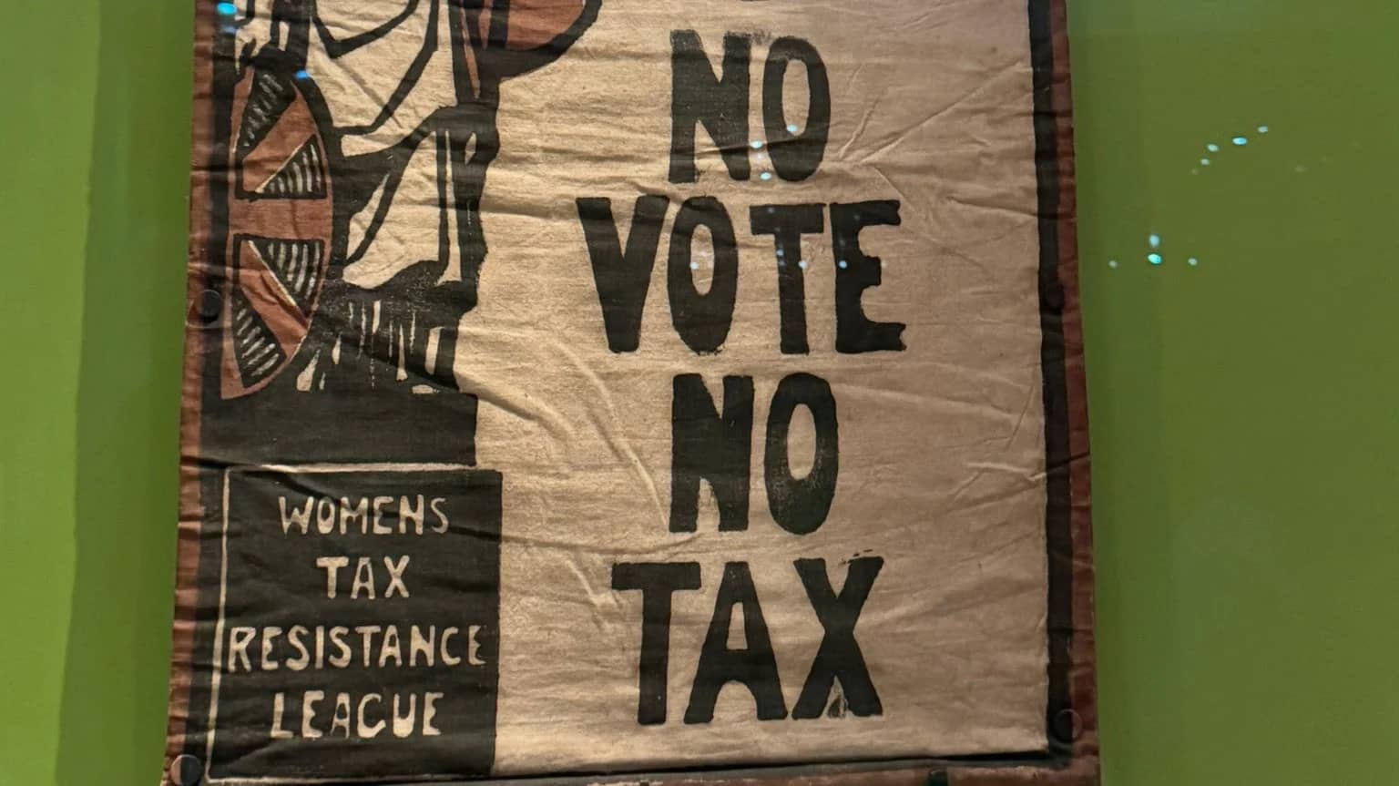 MACS Goes To… Votes For Women! Suffragettes Theatrical Walking Tour 💜