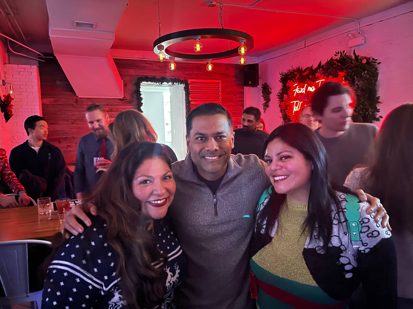 New Member Meet and Greet! Come introduce yourself have a drink, app and mingle!