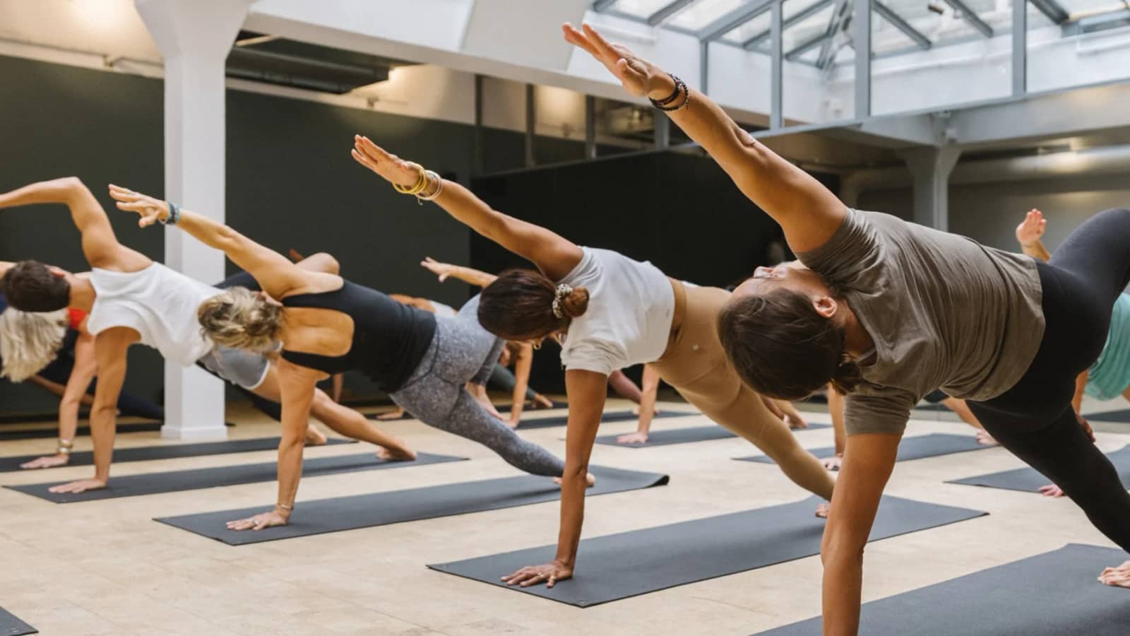 Paris | Yoga Club : du yoga & des rencontres đ§