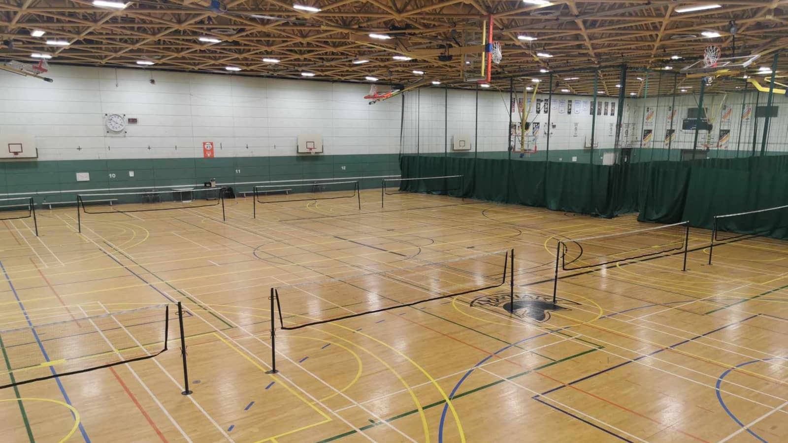 🏸 All welcome ★ 5:00-7:20PM ★ 4 courts