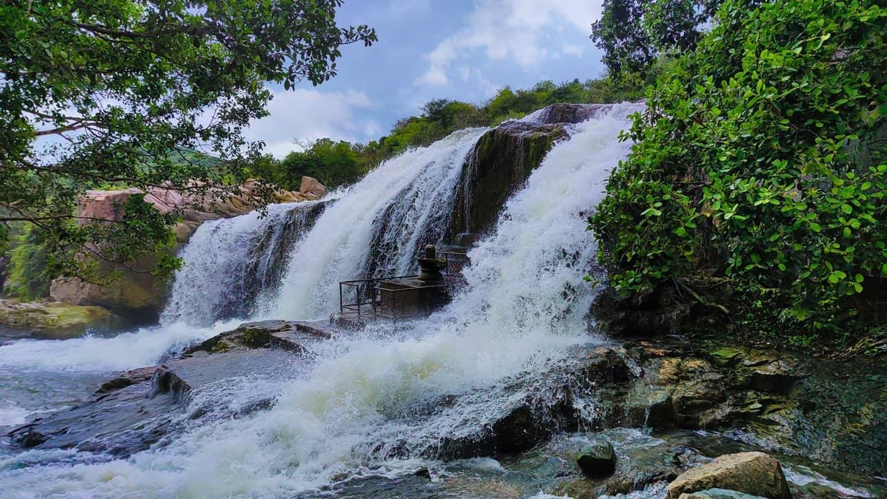 One Day Picnic to Kotilingeshwara + Antargange + Kaigal Falls